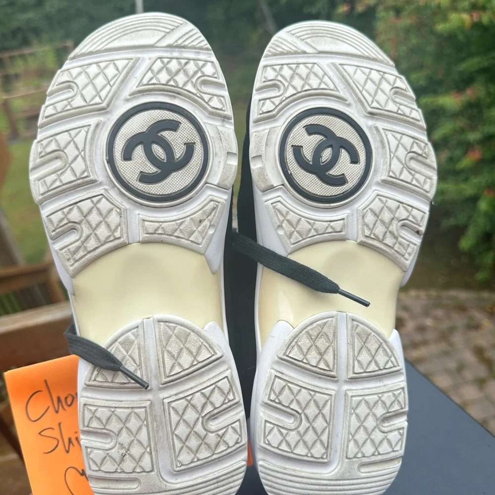 CHANEL Sneakers Size 39 - Picture 3 of 15